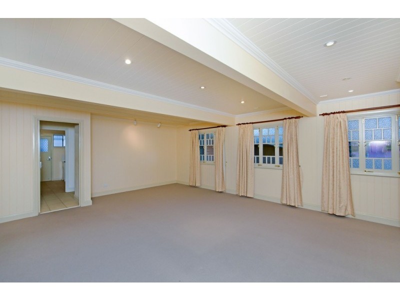 87 Nicholas Street, Ipswich QLD 4305