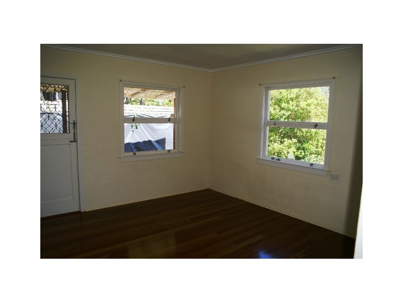 2A Chamberlain Street, Sadliers Crossing QLD 4305