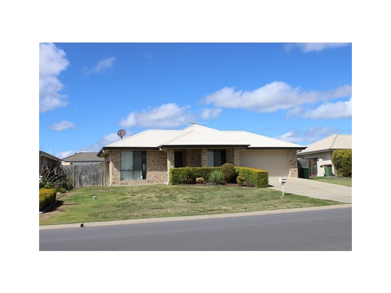 92 Jacaranda Drive, Yamanto QLD 4305