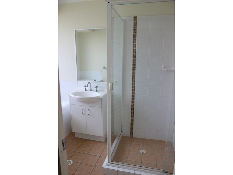 92 Jacaranda Drive, Yamanto QLD 4305