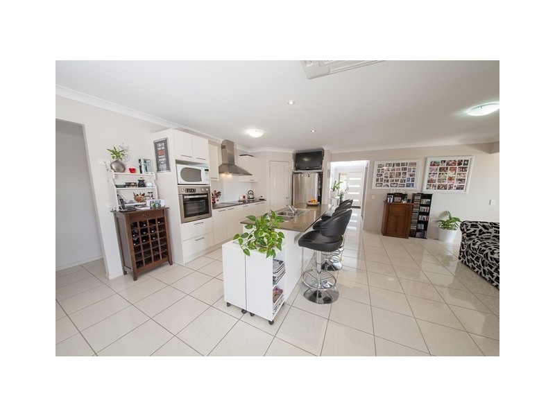 6 Imperial Court, Brassall QLD 4305