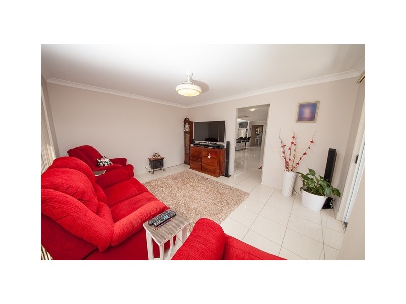 6 Imperial Court, Brassall QLD 4305