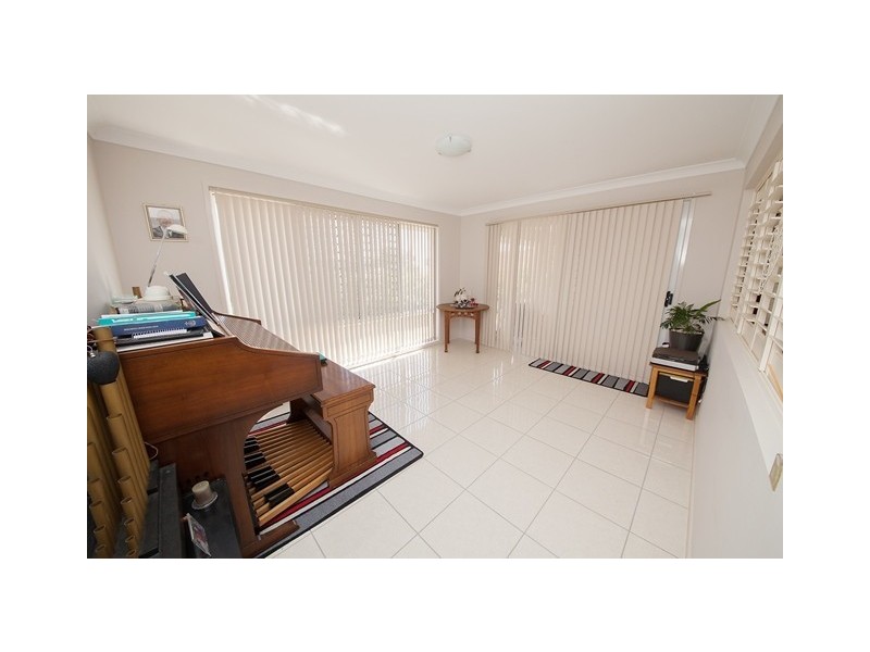 6 Imperial Court, Brassall QLD 4305