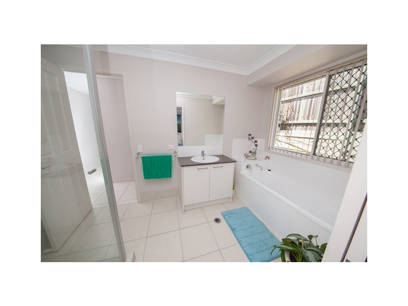 6 Imperial Court, Brassall QLD 4305