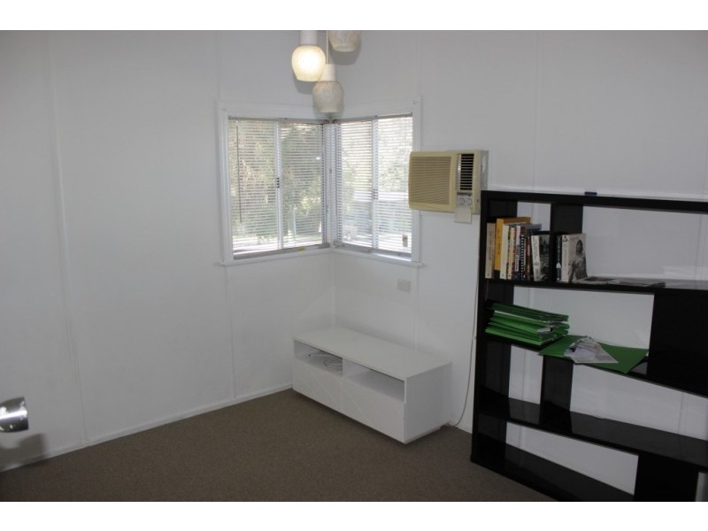 36 Hayes Street, Brassall QLD 4305