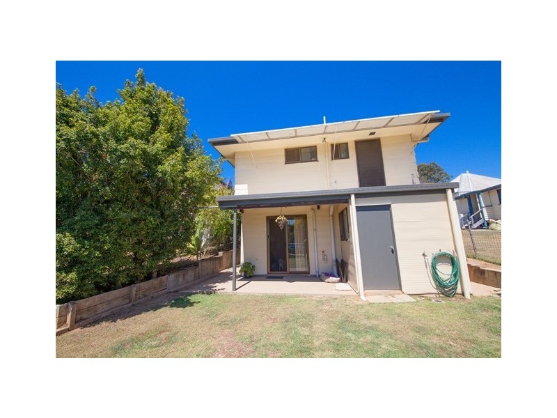 96 Barclay Street, Bundamba QLD 4304