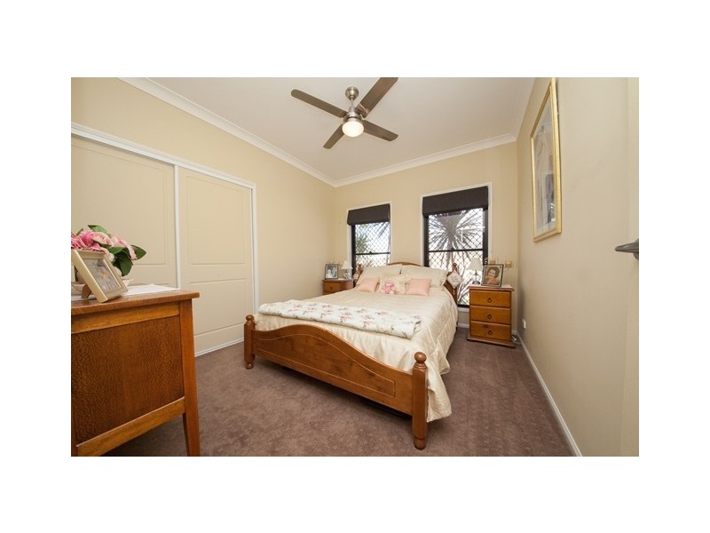1 Pinto Place, Pine Mountain QLD 4306