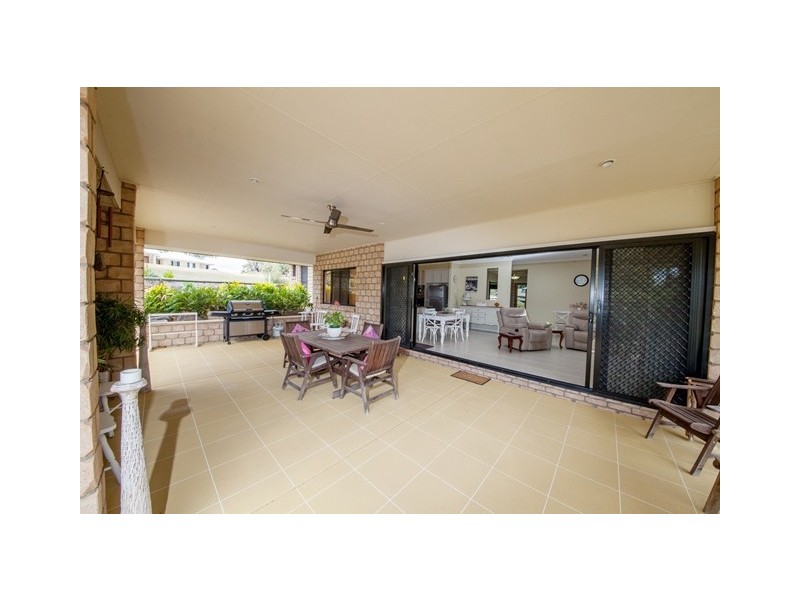 1 Pinto Place, Pine Mountain QLD 4306