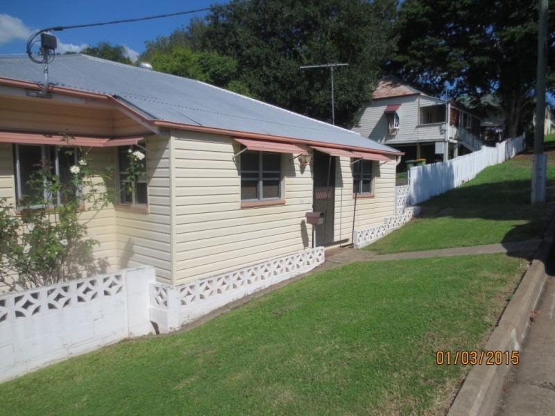 67 Pine Street, North Ipswich QLD 4305