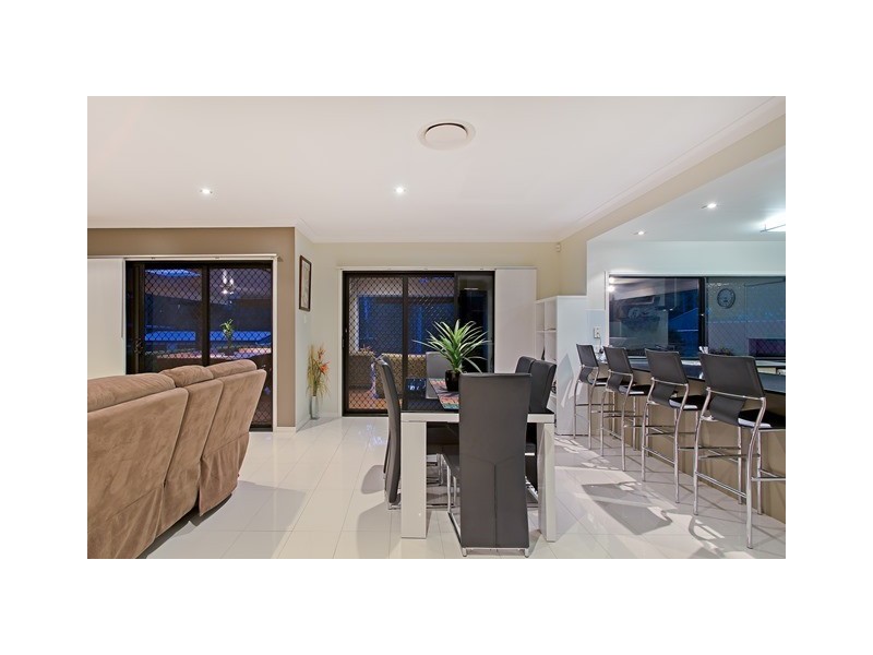 68 Cabernet Crescent, Pine Mountain QLD 4306