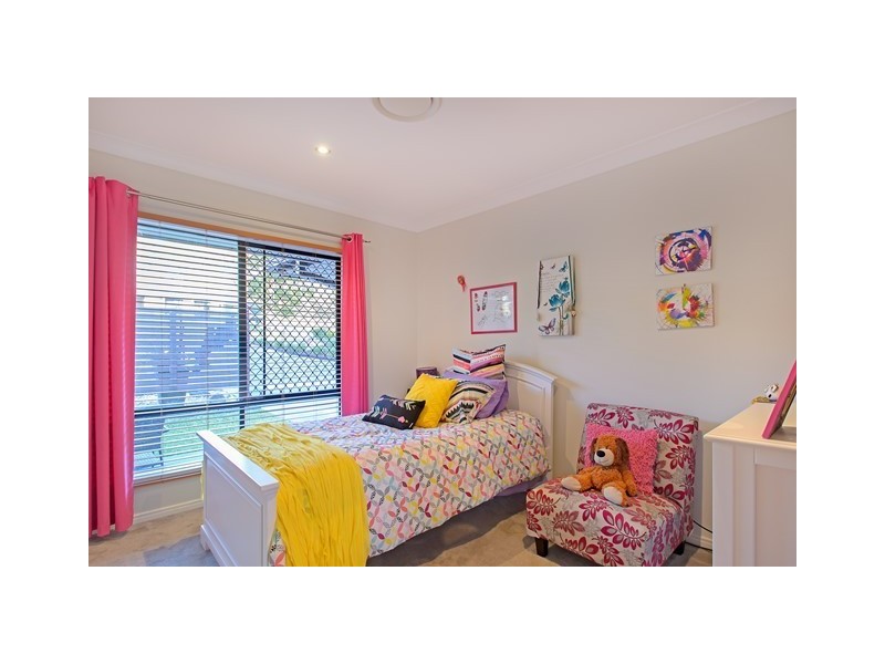 68 Cabernet Crescent, Pine Mountain QLD 4306