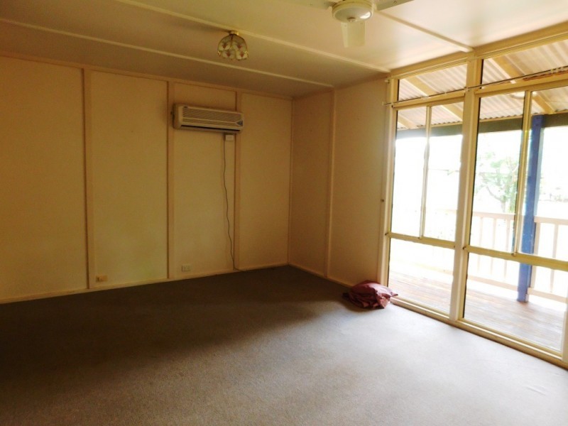 109 Lockyer View Road, Wivenhoe Pocket QLD 4306