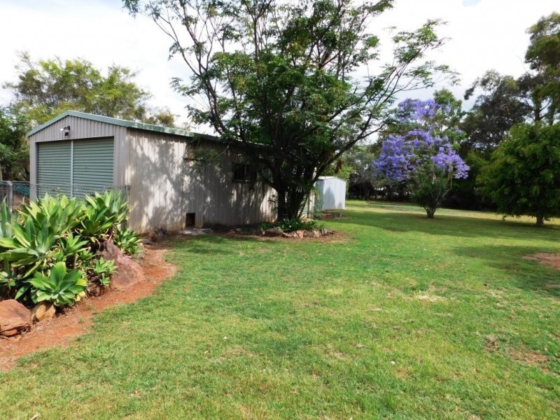 109 Lockyer View Road, Wivenhoe Pocket QLD 4306