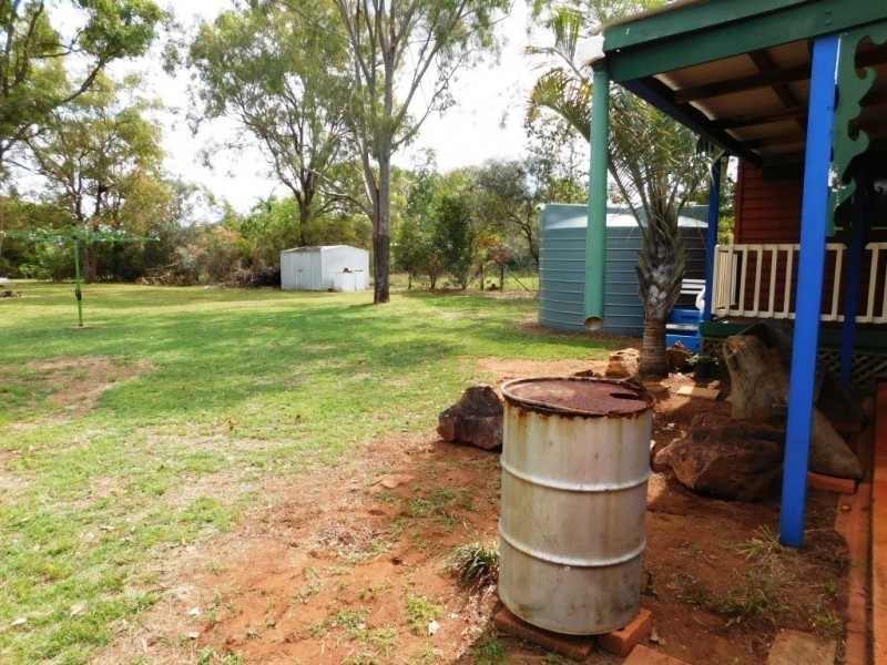 109 Lockyer View Road, Wivenhoe Pocket QLD 4306