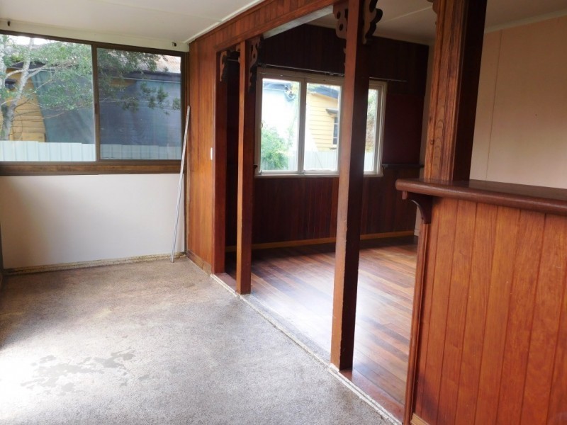 18 Hooper Street, West Ipswich QLD 4305