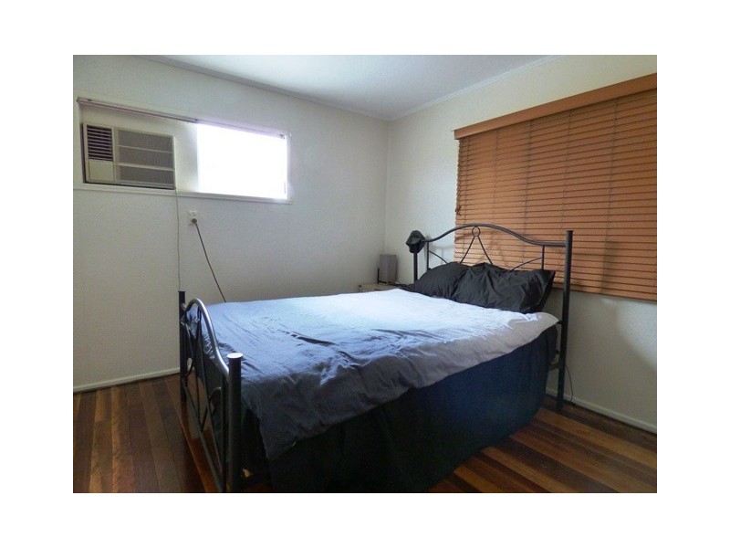 95 North Station Road, North Booval QLD 4304
