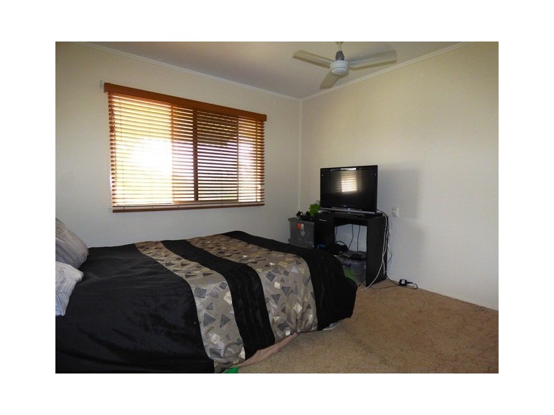 95 North Station Road, North Booval QLD 4304