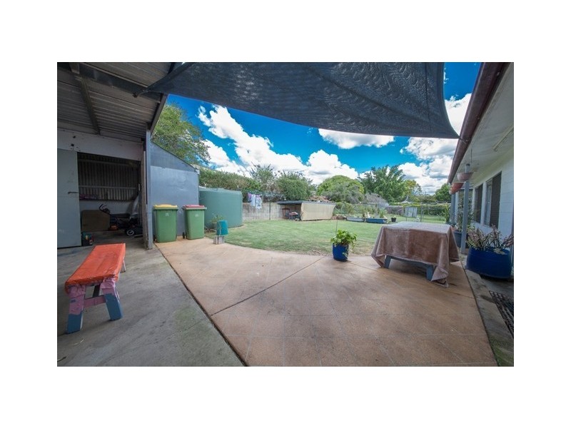 14 Callaghan Street, East Ipswich QLD 4305