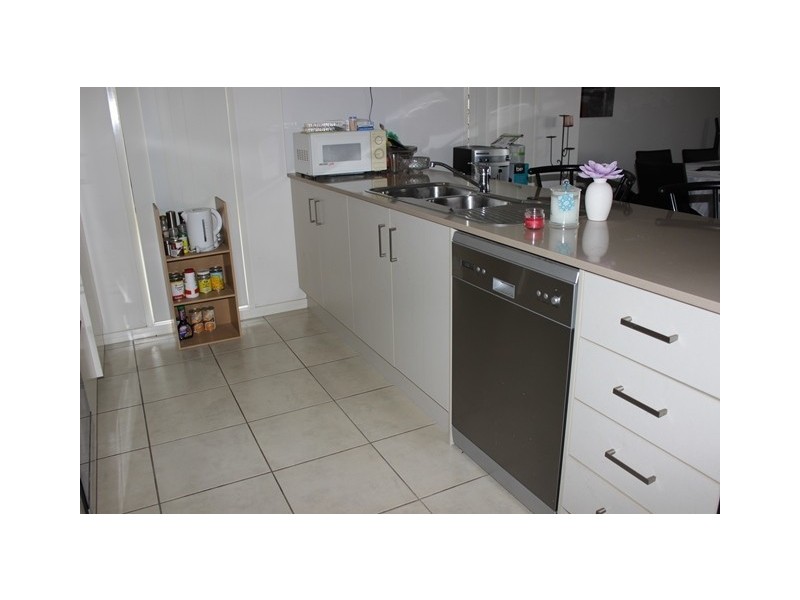 12 Sandpiper Circuit, Leichhardt QLD 4305