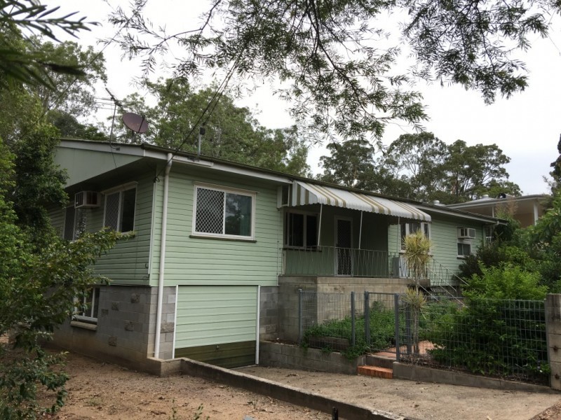 4 Emerald Street, Brassall QLD 4305