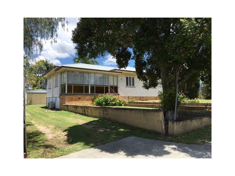 195 Blackstone Road, Silkstone QLD 4304