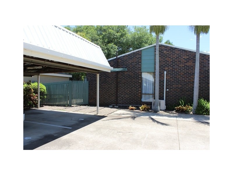 2/160 Glebe Road, Booval QLD 4304