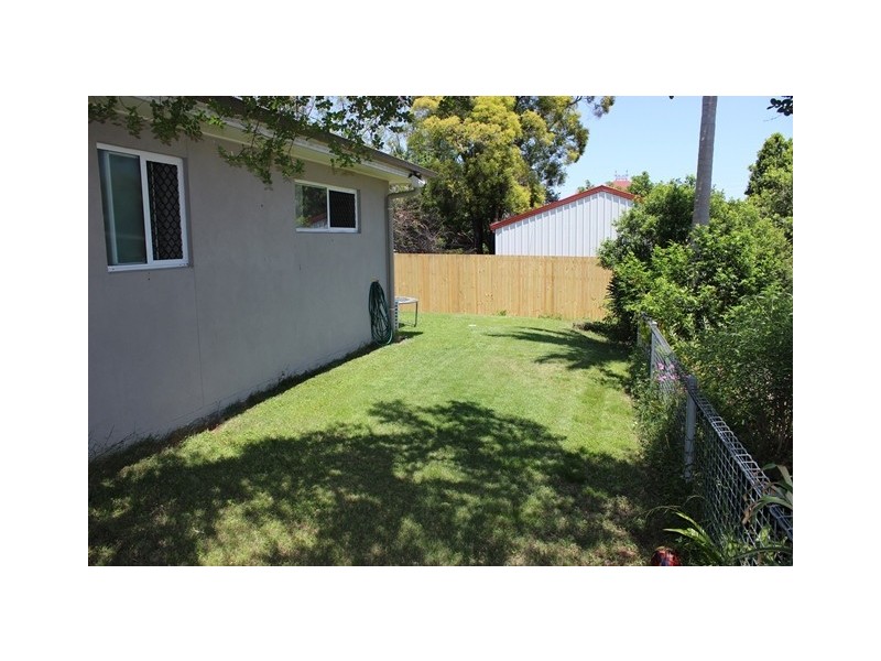 15A Eileen Street, Booval QLD 4304