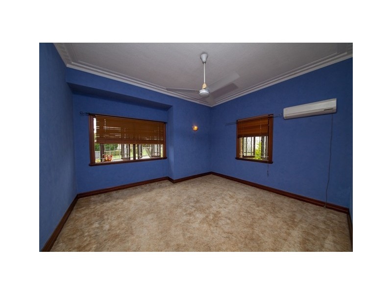 27 Hamilton Street, Booval QLD 4304