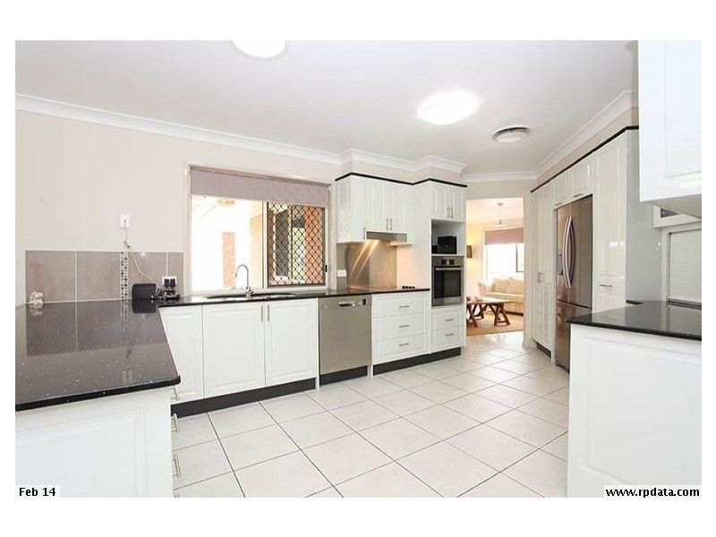 29 Roland Court, Peak Crossing QLD 4306