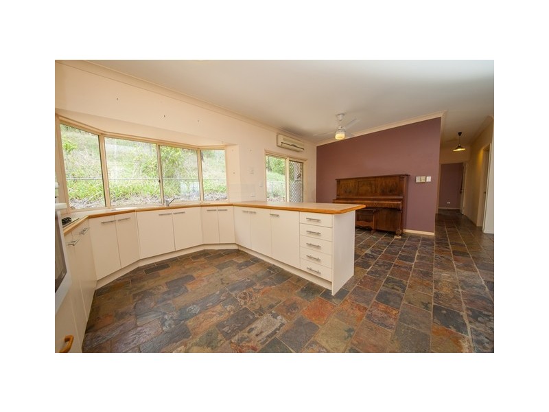 892 Pine Mountain Road, Pine Mountain QLD 4306