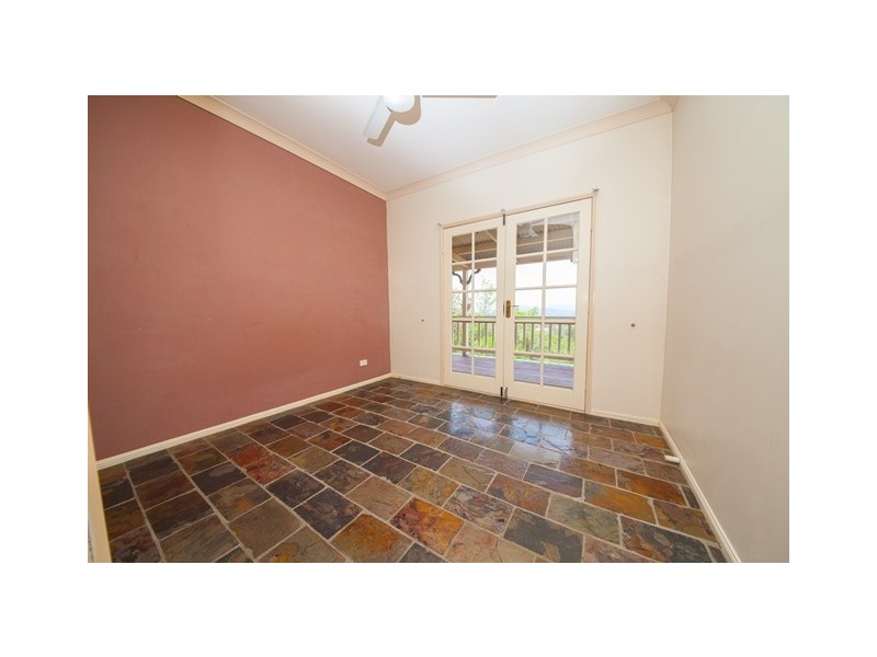 892 Pine Mountain Road, Pine Mountain QLD 4306