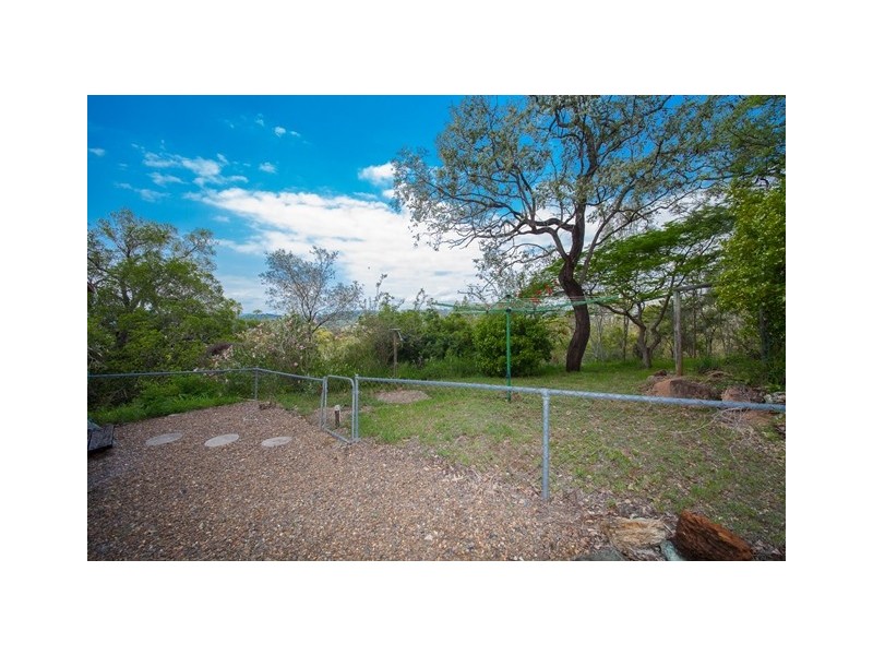 892 Pine Mountain Road, Pine Mountain QLD 4306