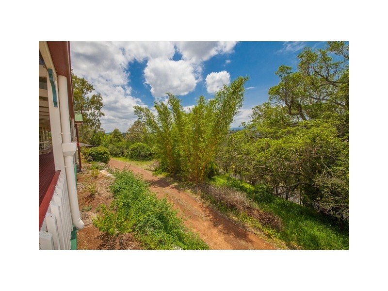 892 Pine Mountain Road, Pine Mountain QLD 4306