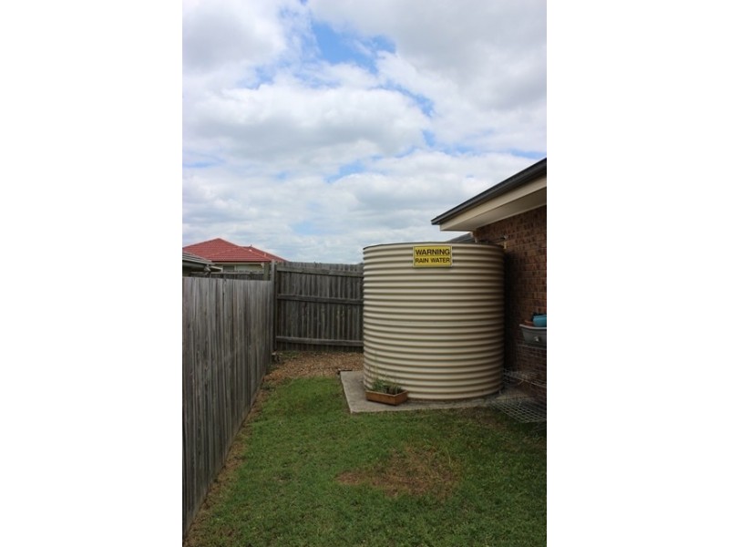 2 Moogerah Boulevard, Redbank Plains QLD 4301