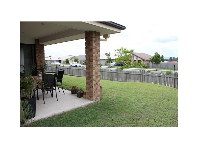 2 Moogerah Boulevard, Redbank Plains QLD 4301