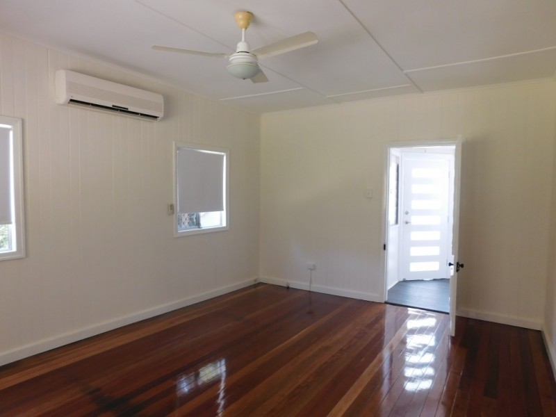 13 Tregair Street, Newtown QLD 4305