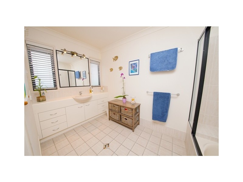 165 Allawah Road, Chuwar QLD 4306