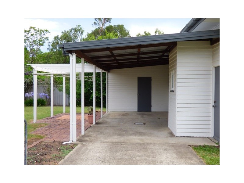 20 Vineyard Street, One Mile QLD 4305