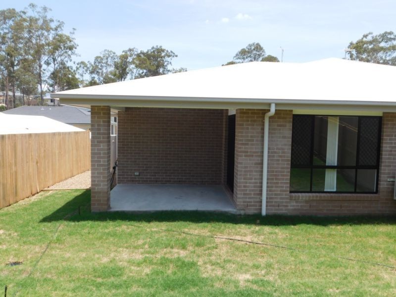 1/26 Knightsbridge Drive, Chuwar QLD 4306