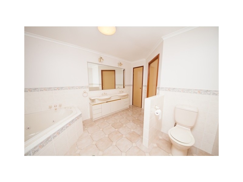 396 Junction Road, Karalee QLD 4306