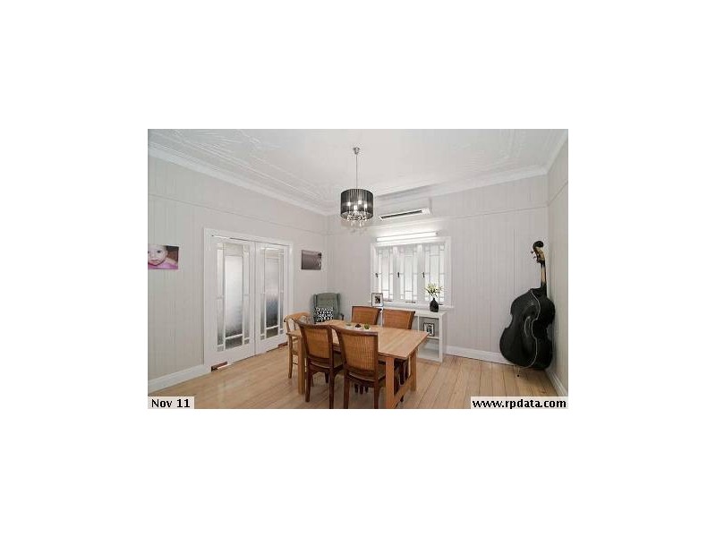 6 Marvin Street, Eastern Heights QLD 4305