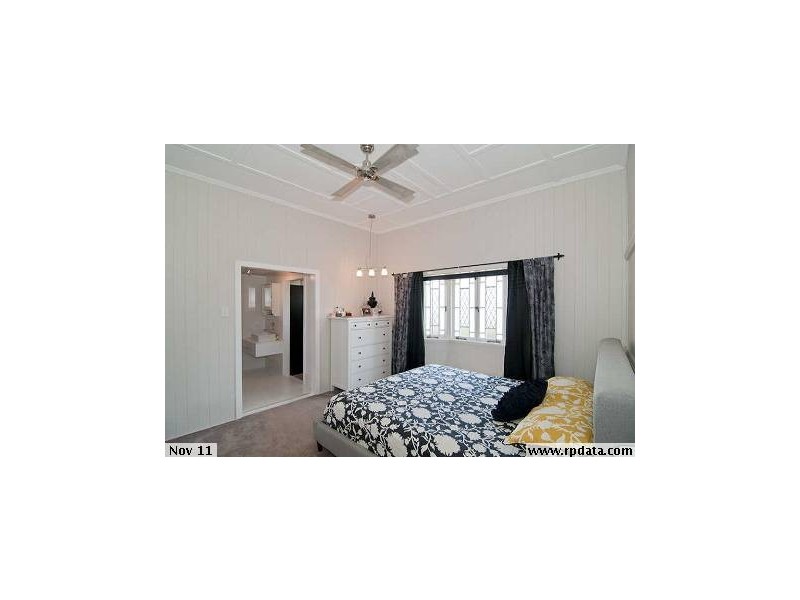 6 Marvin Street, Eastern Heights QLD 4305