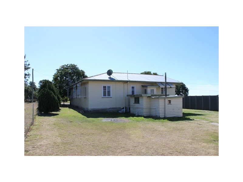 16 Harrier Place, Lowood QLD 4311