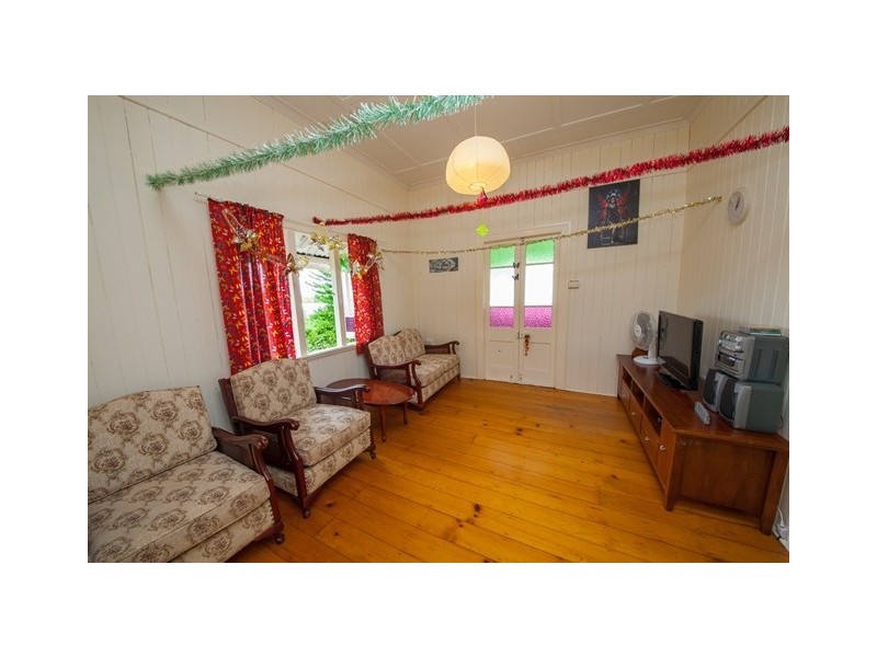 12 Michel Street, Lowood QLD 4311