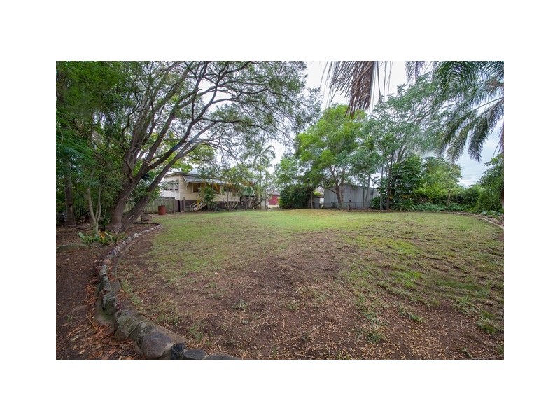 12 Michel Street, Lowood QLD 4311