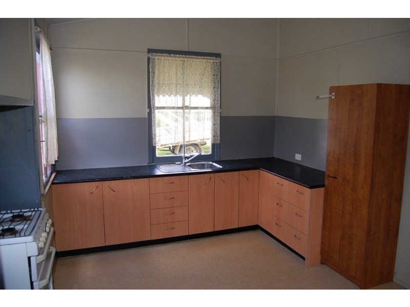 37 Martin Street, Woodend QLD 4305