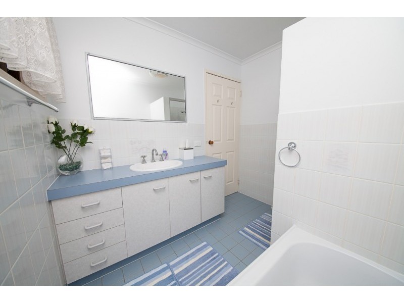 92 High Street, Brassall QLD 4305