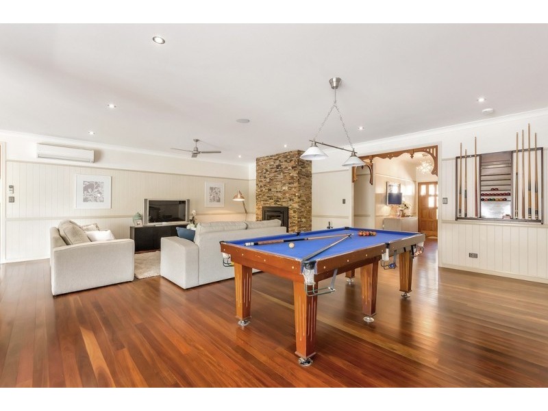 24 Merlot Place, Pine Mountain QLD 4306