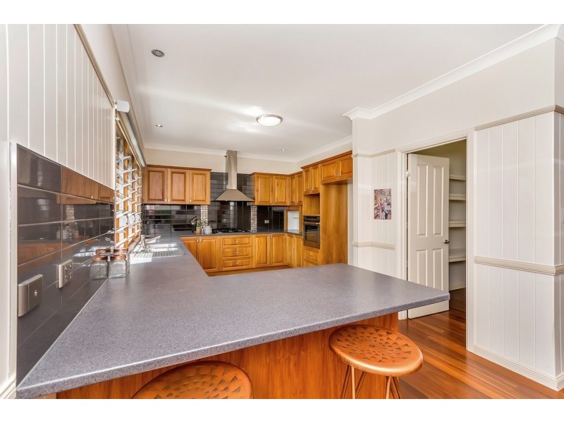 24 Merlot Place, Pine Mountain QLD 4306