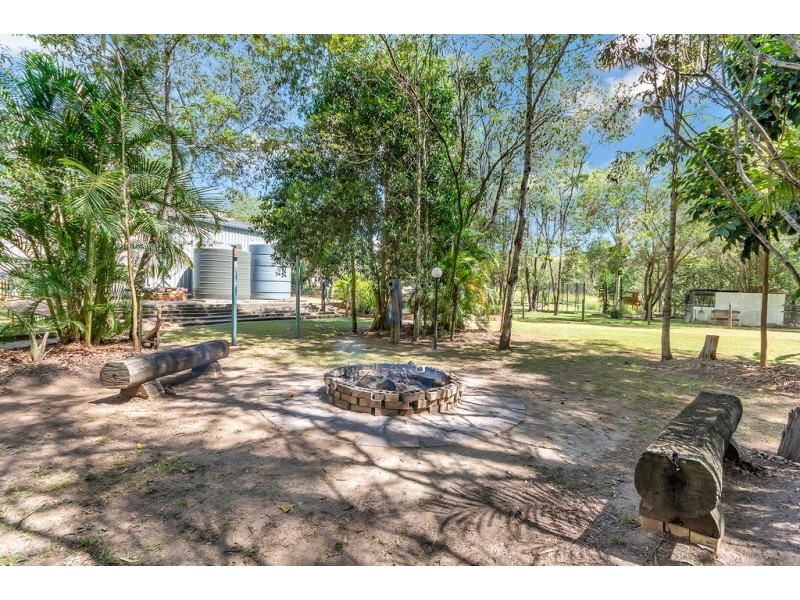 24 Merlot Place, Pine Mountain QLD 4306